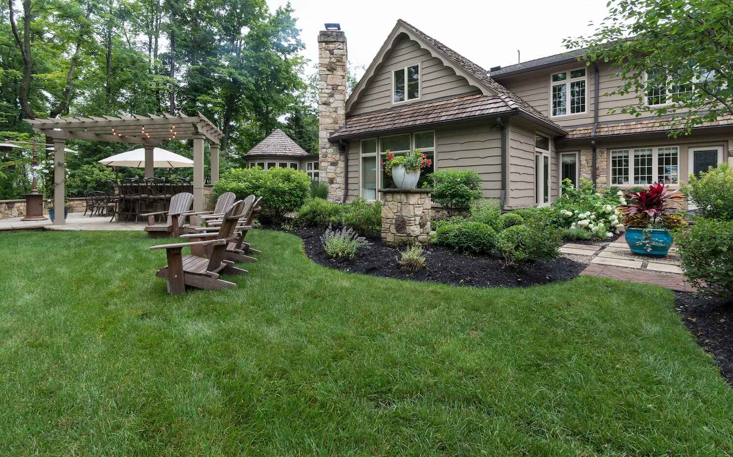 Eco-friendly lawn fertilization in Cleveland, OH for sustainable, vibrant grass.