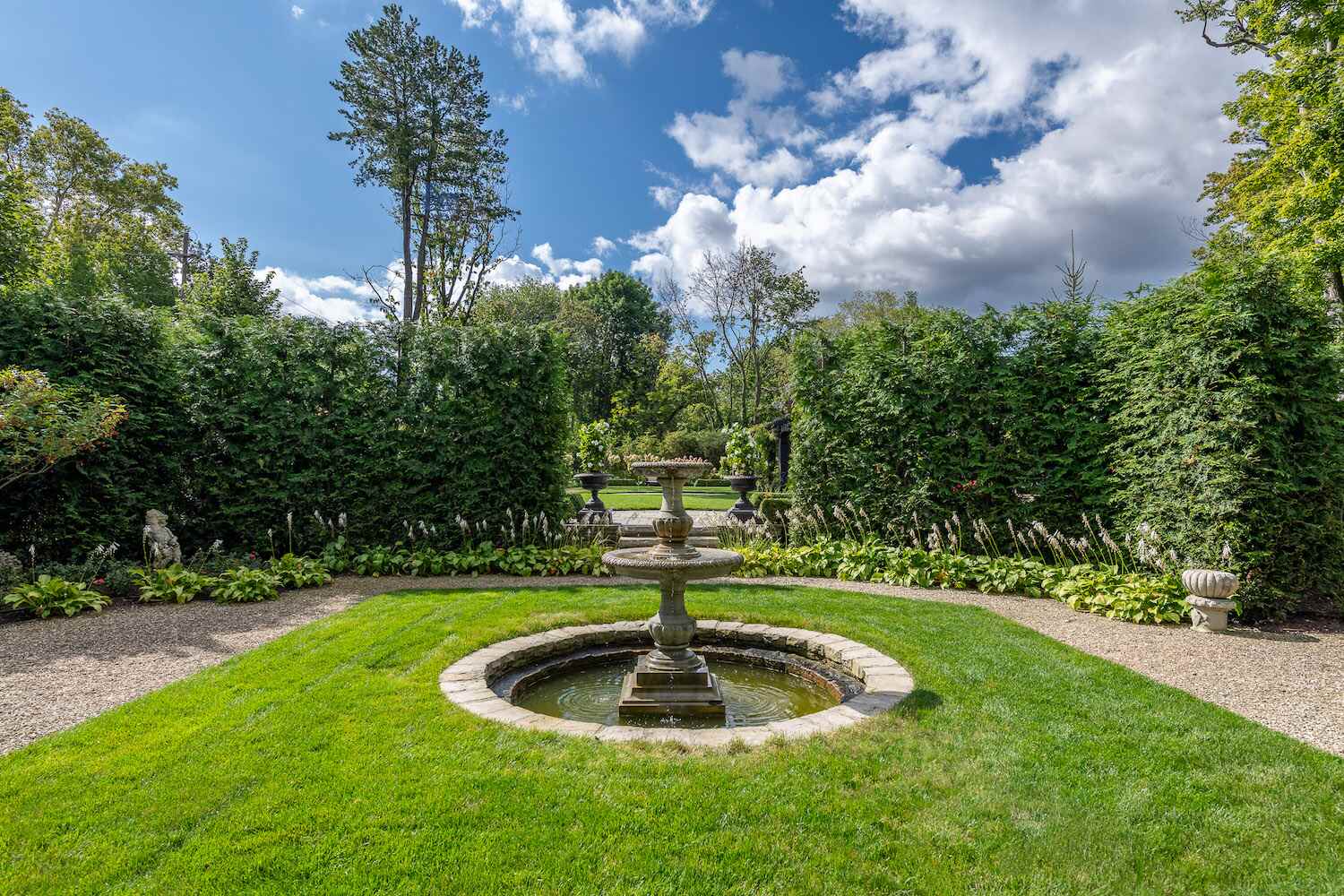 Modern garden fountain in Orange, OH blending style and serenity in an outdoor space (1)