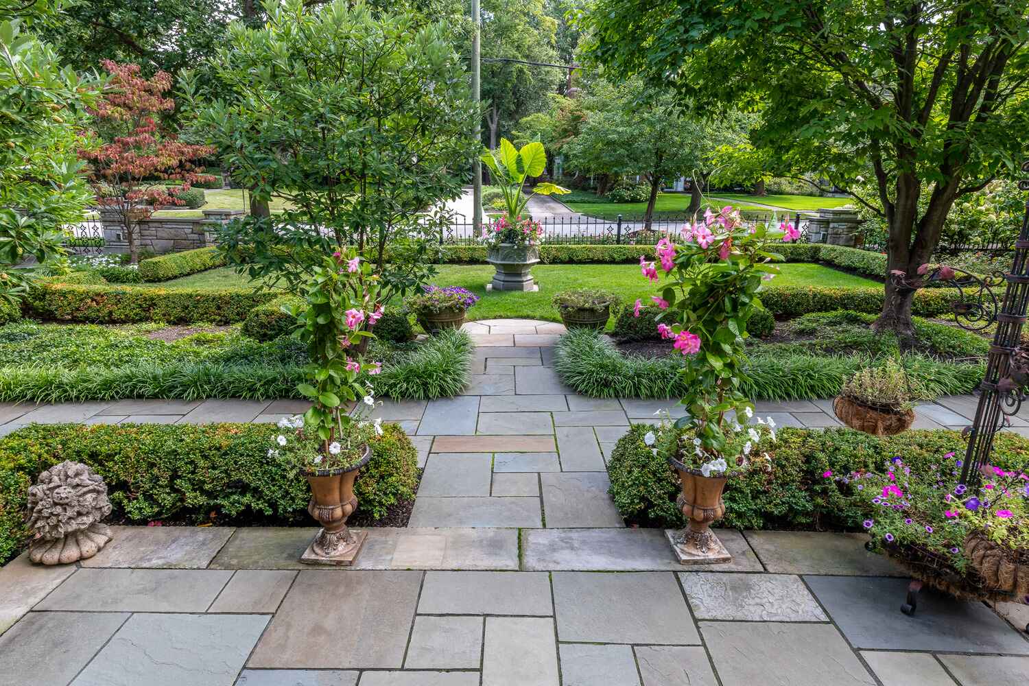 Native plantings in Chagrin Falls, OH