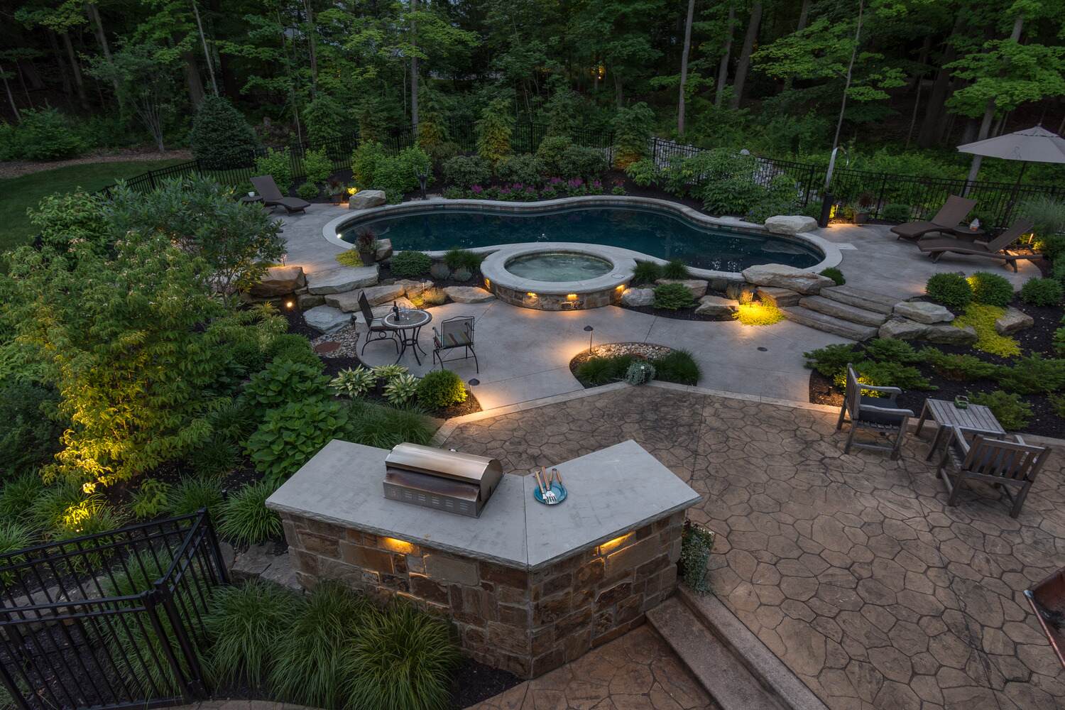 Outdoor kitchen with built-in grill in Auburn Township, OH.