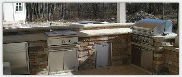 Outdoor Kitchen