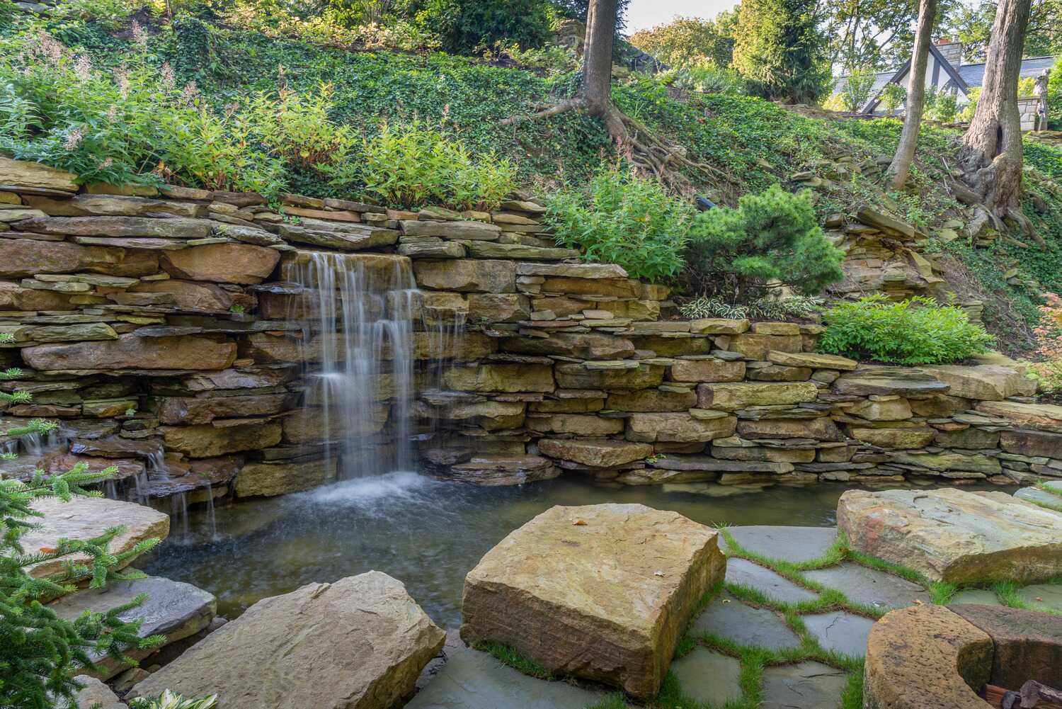 Water features and waterfall in Moreland Hills, OH (1)
