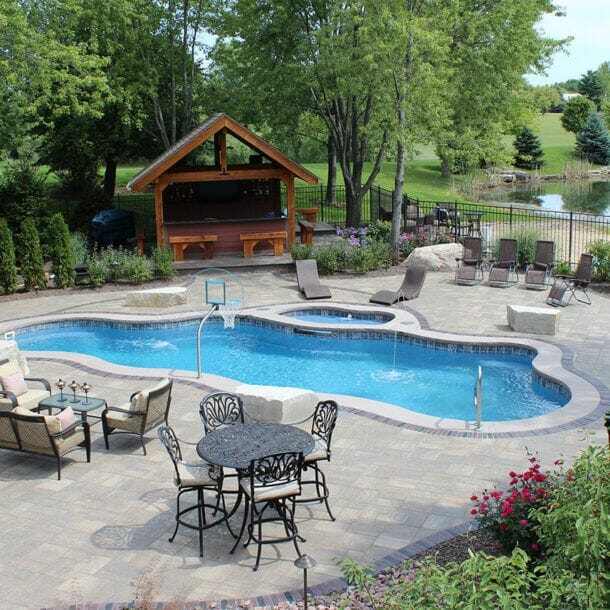 6 Creative Ways to Turn Your Inground Pool into an Entertaining Oasis ...